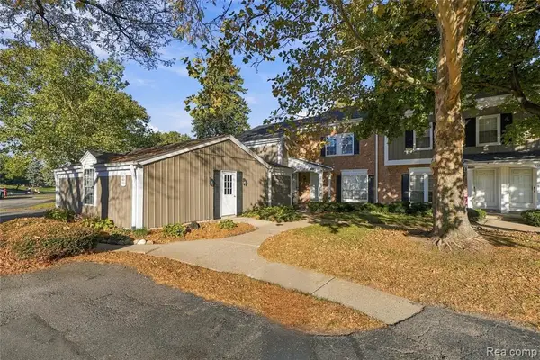 2612 E Williamsburg, Auburn Hills, MI 48326