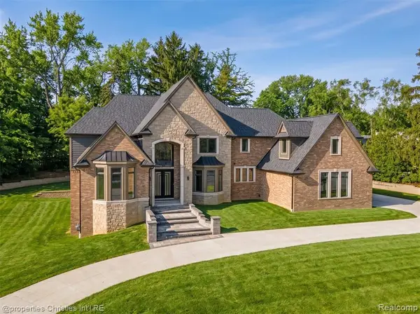 3080 Chickering, Bloomfield Hills, MI 48302