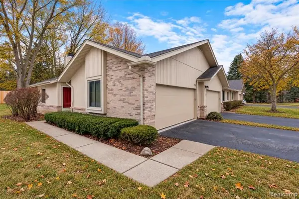 1955 Country, Lake Orion, MI 48360