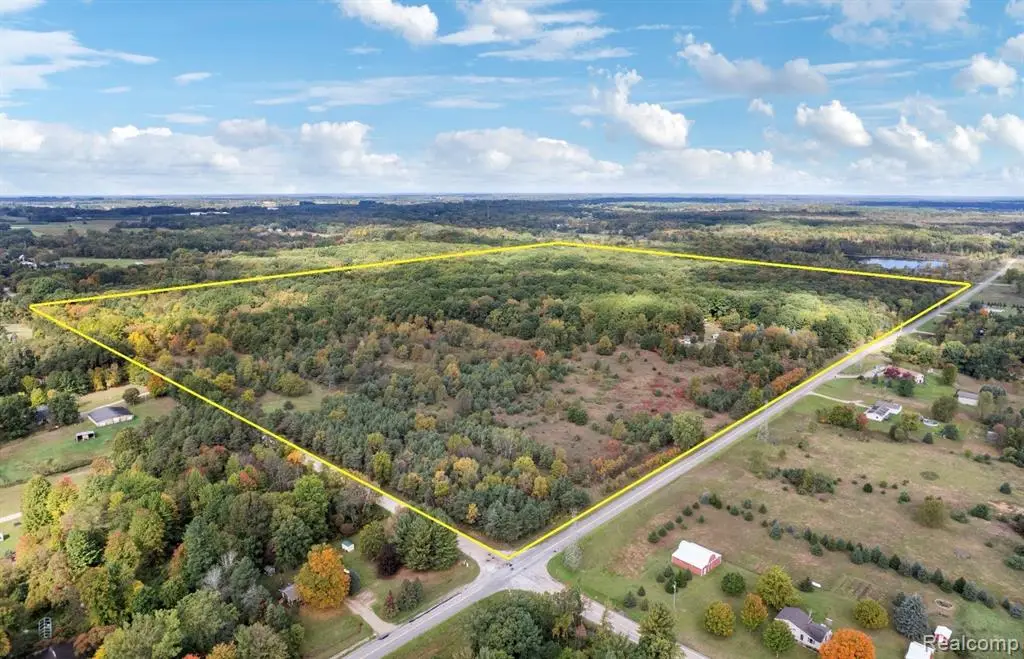 15655 Tyrone, Tyrone, MI 49330 - #1