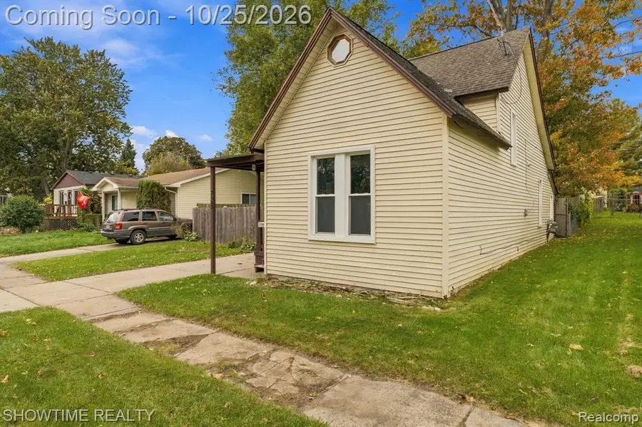 2533 Armour, Port Huron, MI 48060 - #2