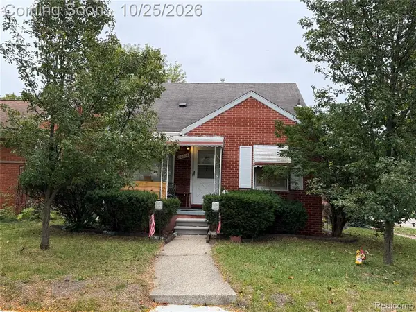 21004 Caledonia, Hazel Park, MI 48030