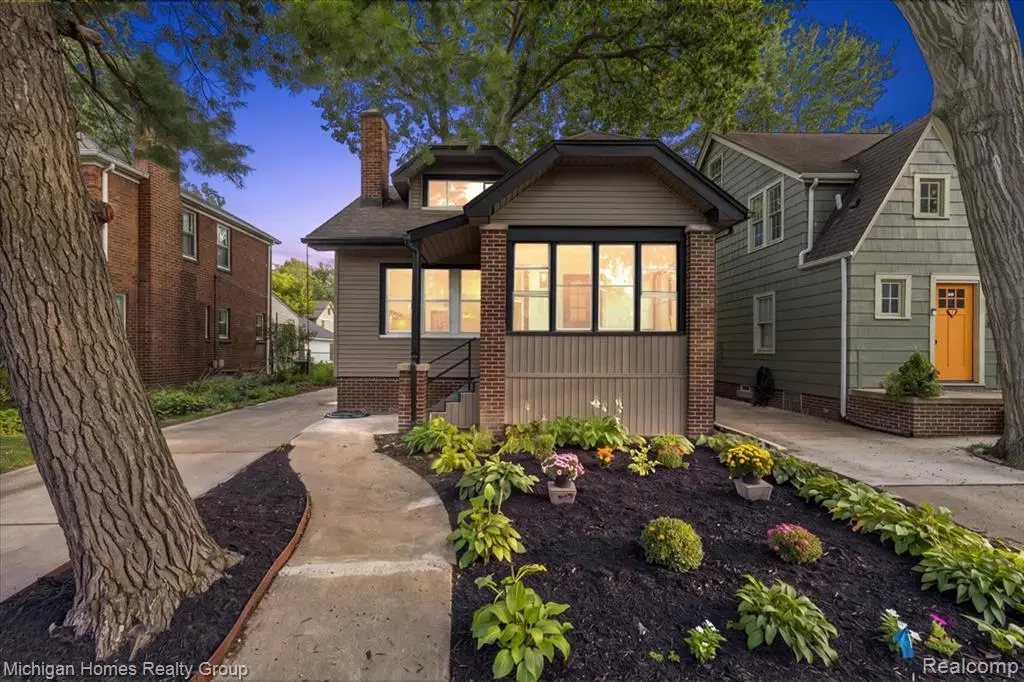 62 Wellesley Dr., Pleasant Ridge, MI 48069 - #1