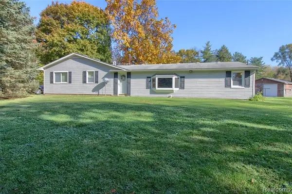 24200 Martindale, South Lyon, MI 48178