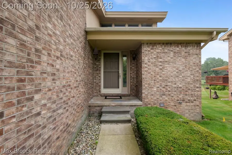 4723 Fairway, Waterford, MI 48328 - #2