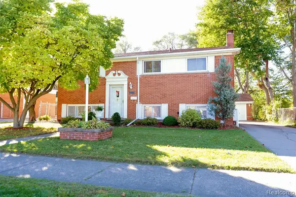 26137 Wagner, Warren, MI 48089