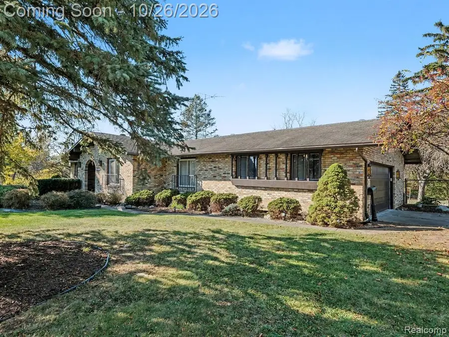 4016 S Elms, Swartz Creek, MI 48473 - #2