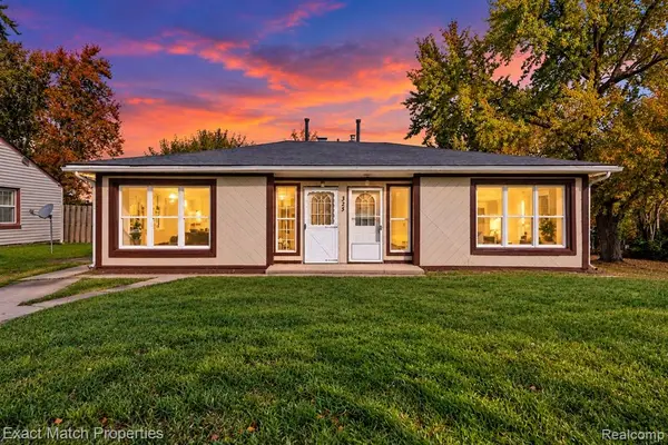 325 E Sheffield, Pontiac, MI 48340