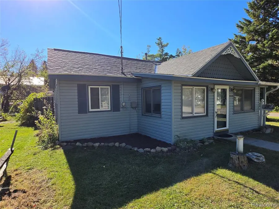 6133 Floyd, Indian River, MI 49749 - #3