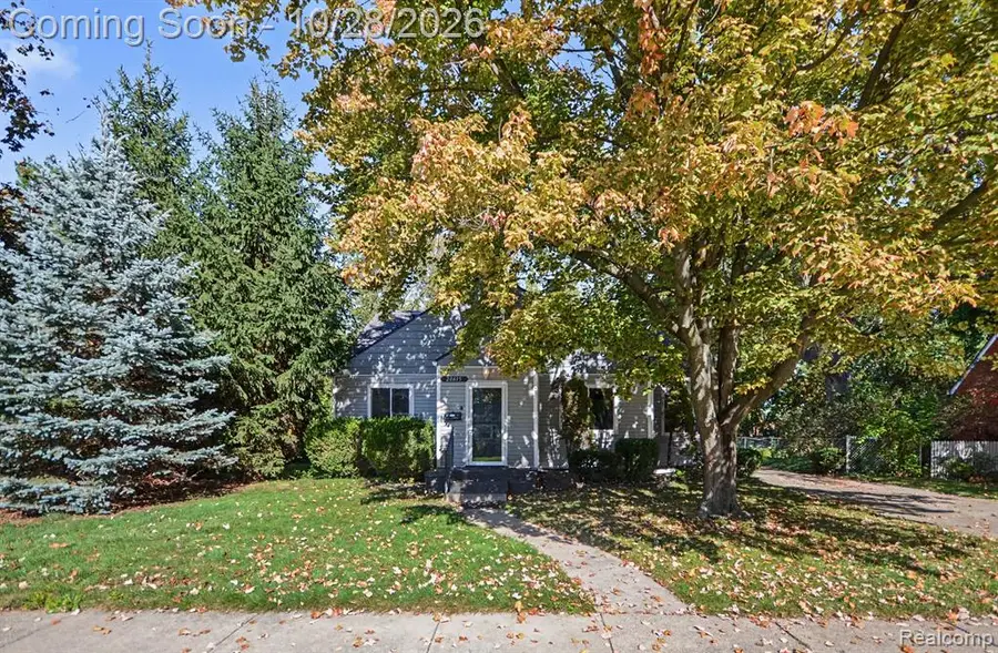 20615 California, Saint Clair Shores, MI 48080 - #2
