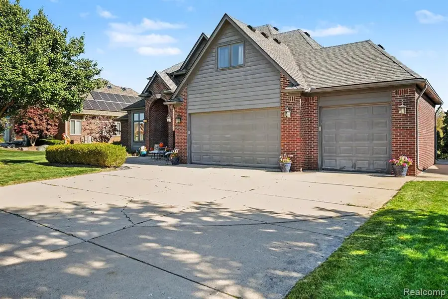 40540 Emerald, Clinton Township, MI 48038 - #3