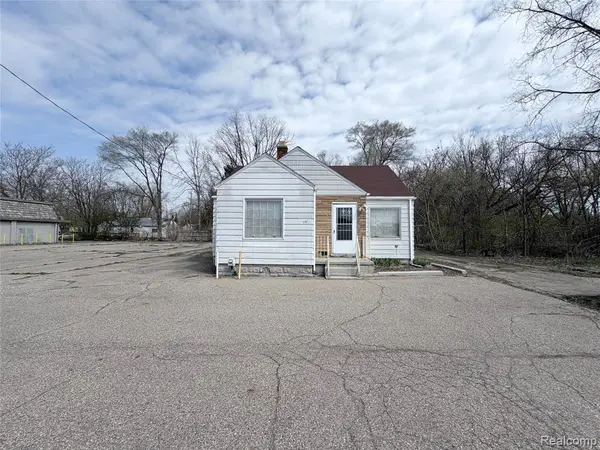 3106 W Pierson, Flint, MI 48504