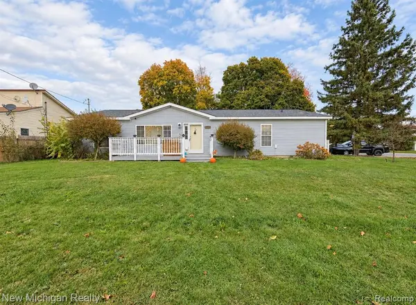2245 Webber, Burton, MI 48529