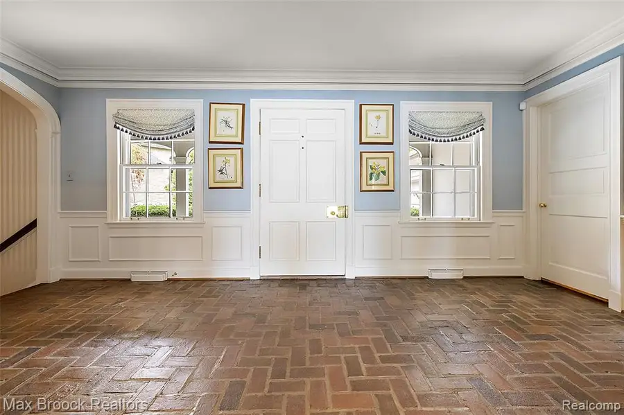 3945 Kirkland, Bloomfield Hills, MI 48302 - #2