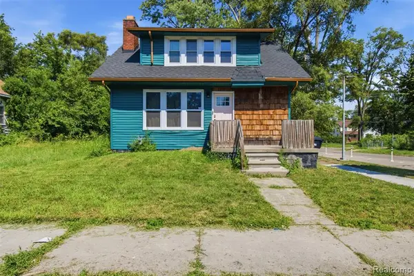 16800 Santa Rosa, Detroit, MI 48221