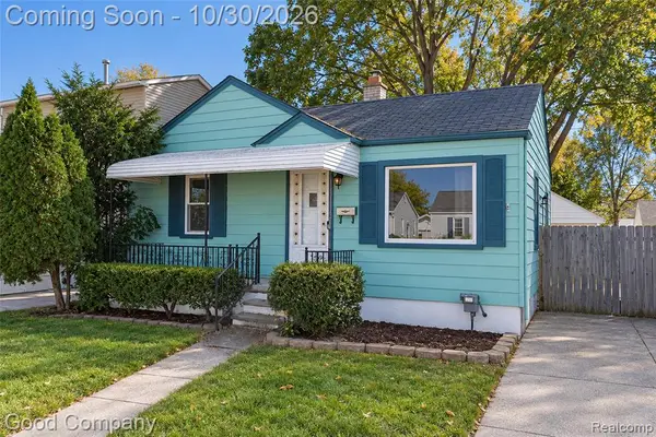 912 E Shevlin, Hazel Park, MI 48030