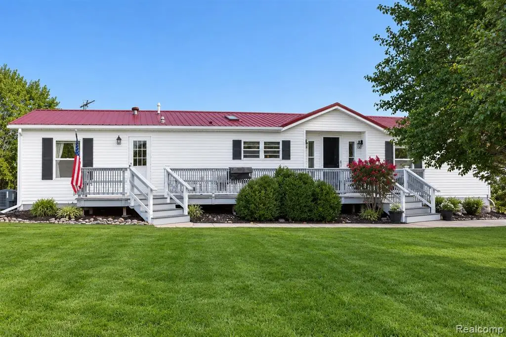 3393 Mckinley, East China, MI 48054 - #1