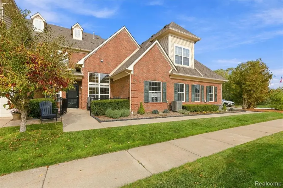 7813 Ambassador, Shelby, MI 48316 - #2