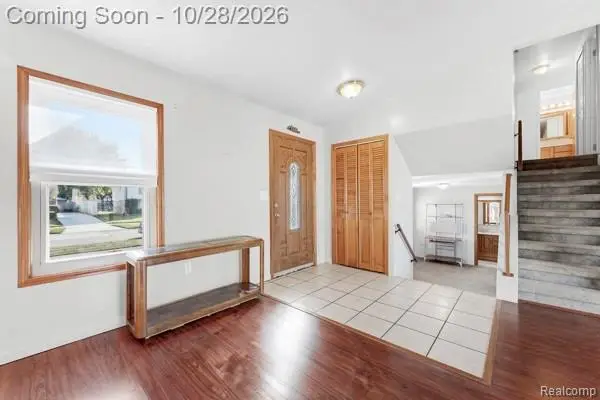 18340 Alvaro, Brownstown, MI 48193 - #3