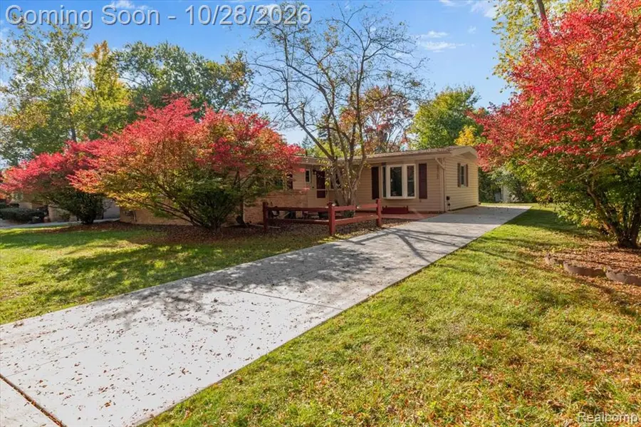 29765 Fall River, Southfield, MI 48076 - #2