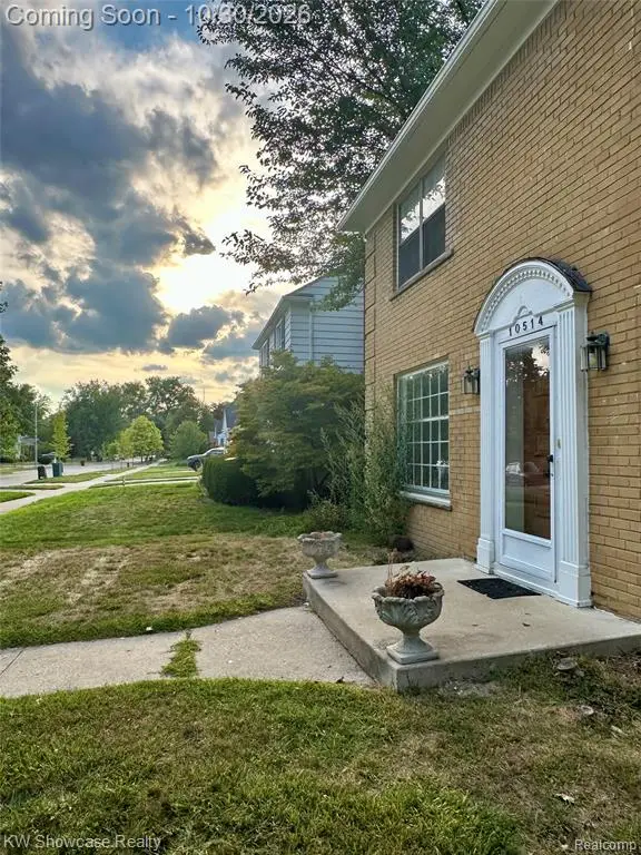 10514 Elgin, Huntington Woods, MI 48070 - #3
