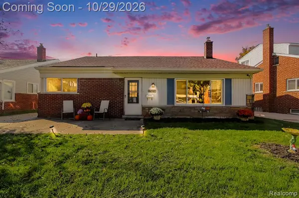 32737 Benson, Westland, MI 48185