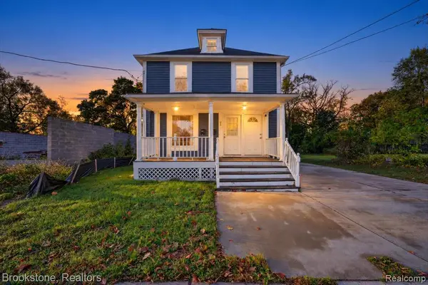 132 E Howard, Pontiac, MI 48342