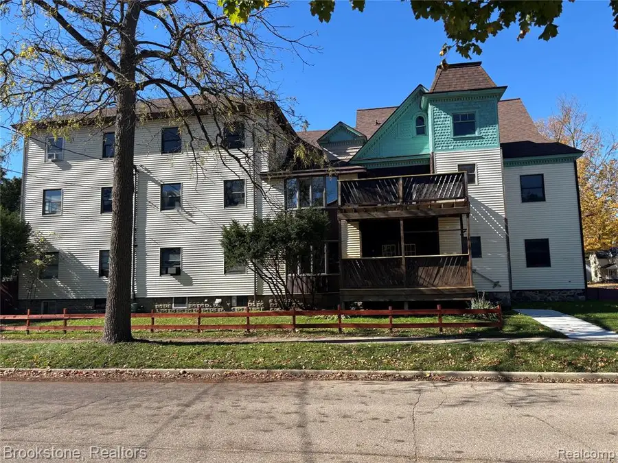 510 Pleasant Street, Charlotte, MI 48813 - #2