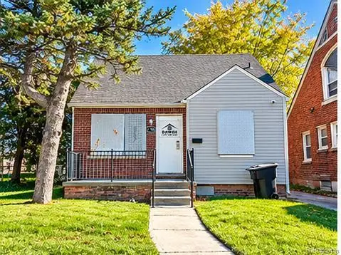 18708 Freeland, Detroit, MI 48235