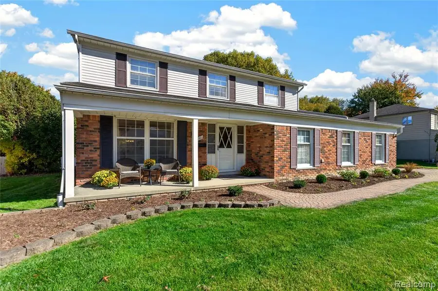 3760 Estates, Troy, MI 48084 - #3