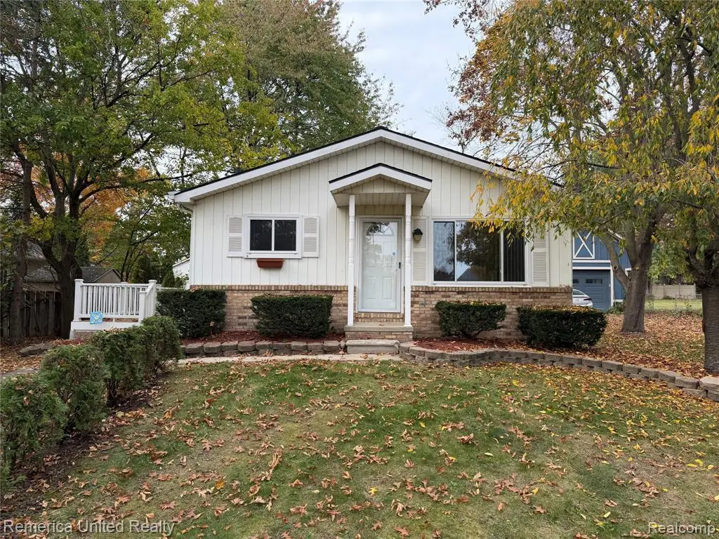 5096 Walker, Brighton, MI 48114 - #1
