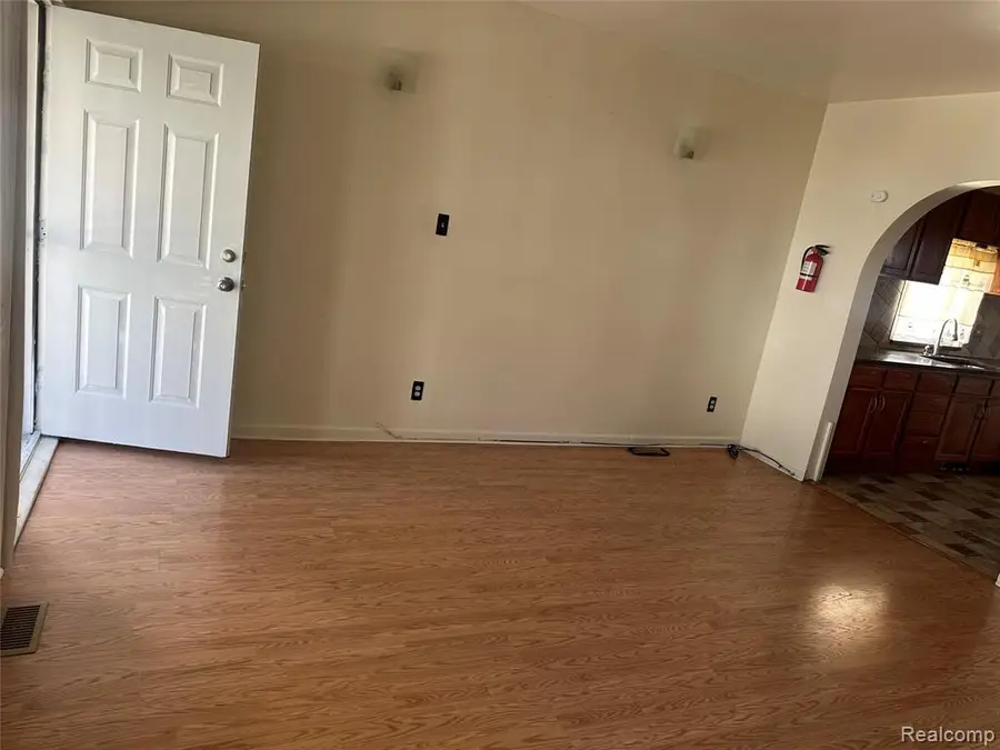 3398 Comstock, Hamtramck, MI 48212 - #2