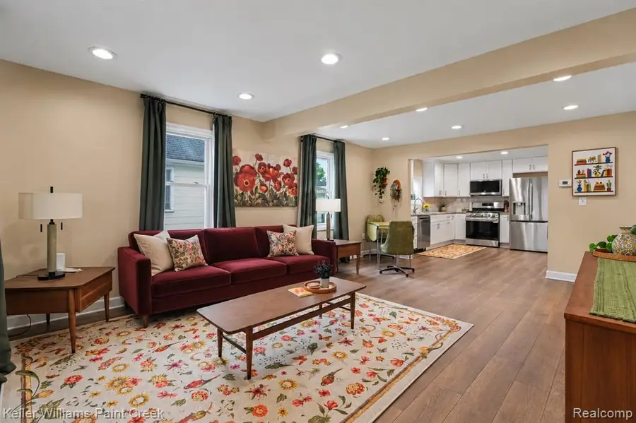 26585 Alger, Madison Heights, MI 48071 - #3