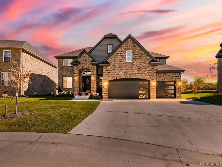 42420 Alagna, Sterling Heights, MI 48314 - #2
