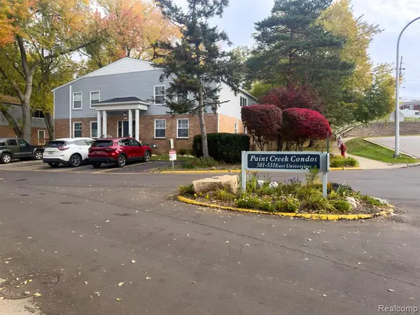 521 E University #805, Rochester, MI 48307