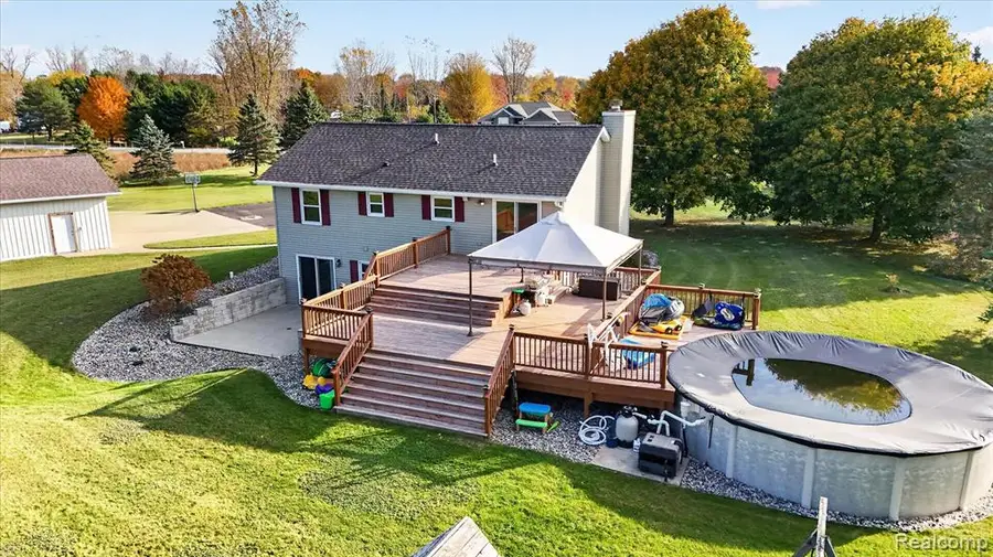 7379 Hospital, Freeland, MI 48623 - #3