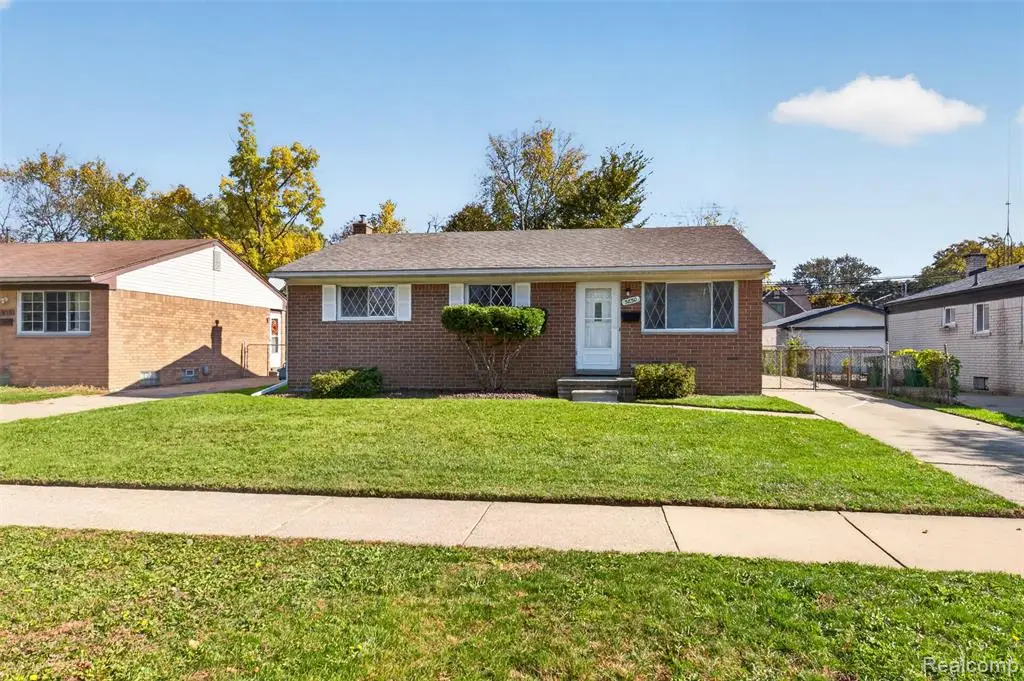 5850 Harrison, Garden City, MI 48135 - #1