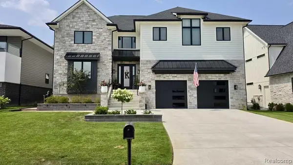 1820 Sadie Shore, Commerce Twp, MI 48382