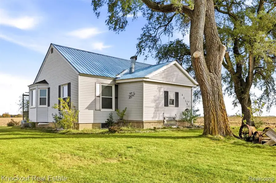 5315 E Washington, Saginaw, MI 48601 - #2