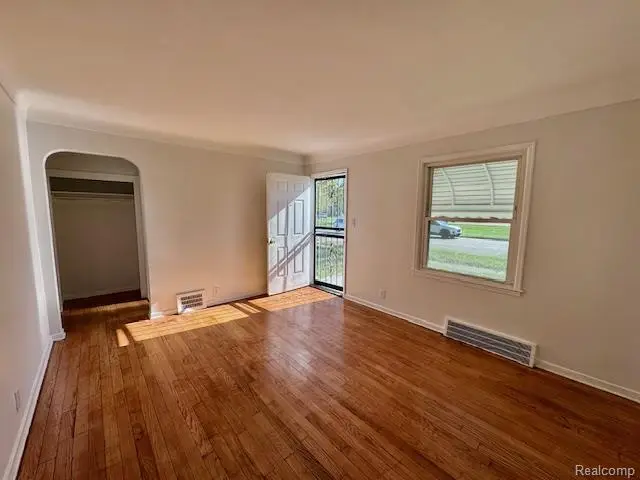 19505 Moross, Detroit, MI 48224 - #3