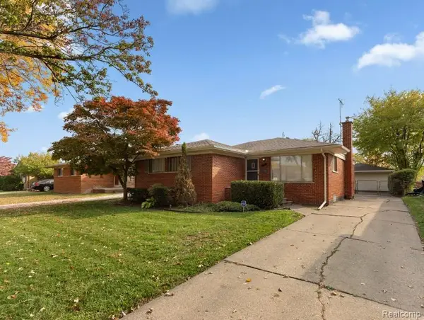 12926 Stamford, Warren, MI 48089