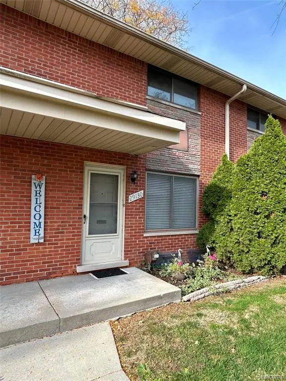 29130 Tessmer C Tessmer #37, Madison Heights, MI 48071