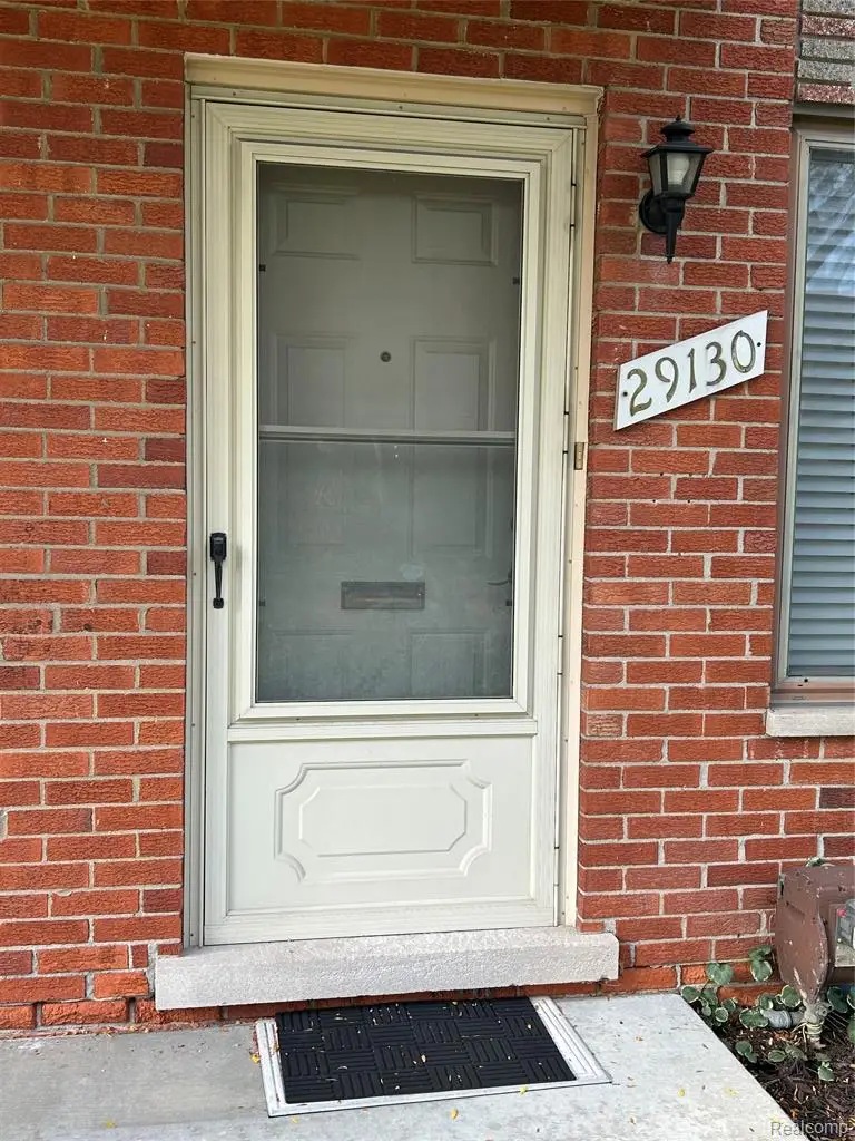 29130 Tessmer C Tessmer #37, Madison Heights, MI 48071 - #2