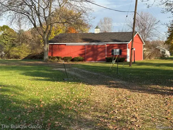 Lots 24 and 25 Bates, Lapeer, MI 48446