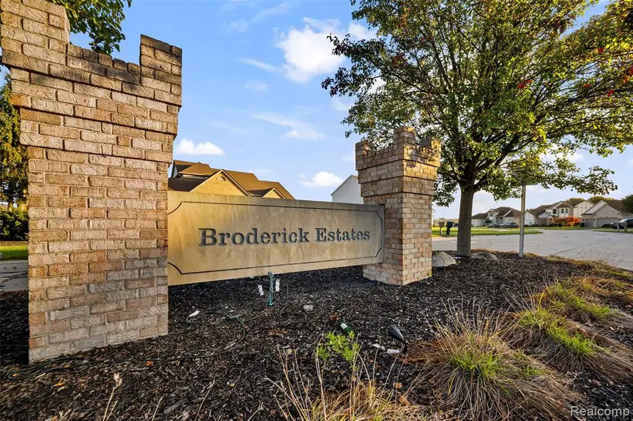31095 Broderick, Chesterfield, MI 48051 - #3