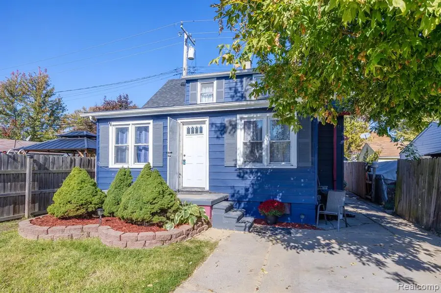 1808 Pagel, Lincoln Park, MI 48146 - #2