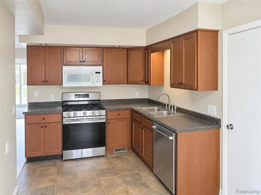 4209 Ambrose, Northview, MI 49525 - #2