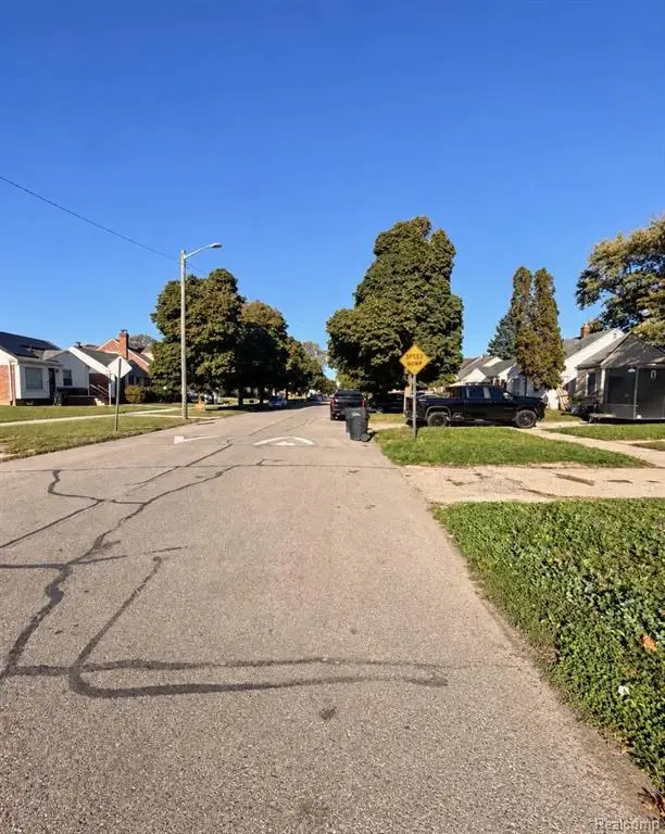 3181 S Liddesdale, Detroit, MI 48217 - #2