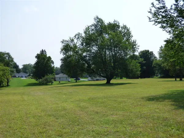 0 N Center, Hartford, MI 49057