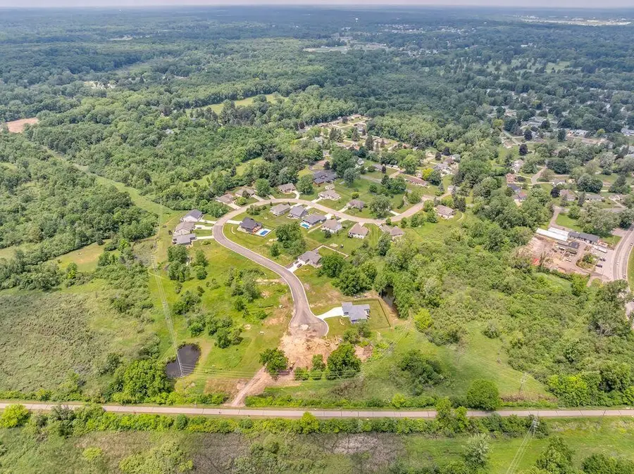 Unit 30 Natural, Jackson, MI 49203 - Image #2